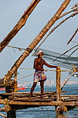 Kerala - Kochi the Chinese fishing net. 